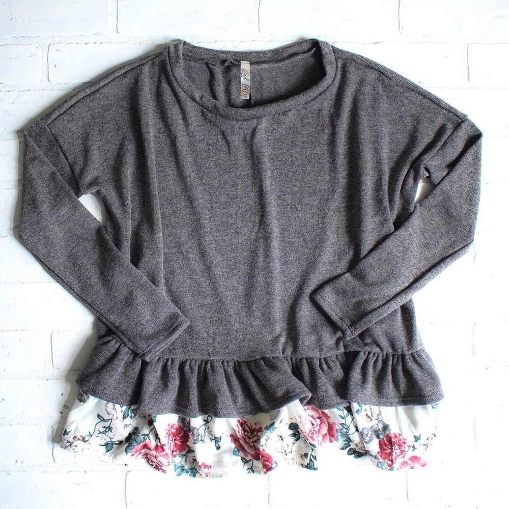 Floral Ruffle Sweater - Gray